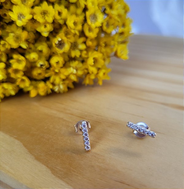 Brinco Palito Seis Zirconia- Prata 925