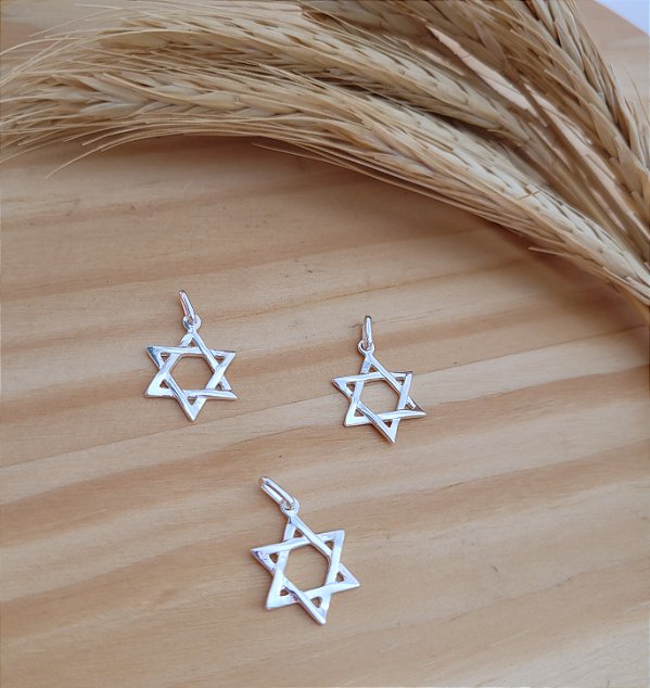 Pingente Estrela Davi 18mm - Prata 925