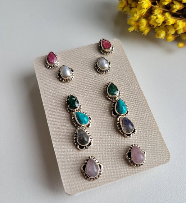 Brinco Oval Pedra Natural - Prata 925