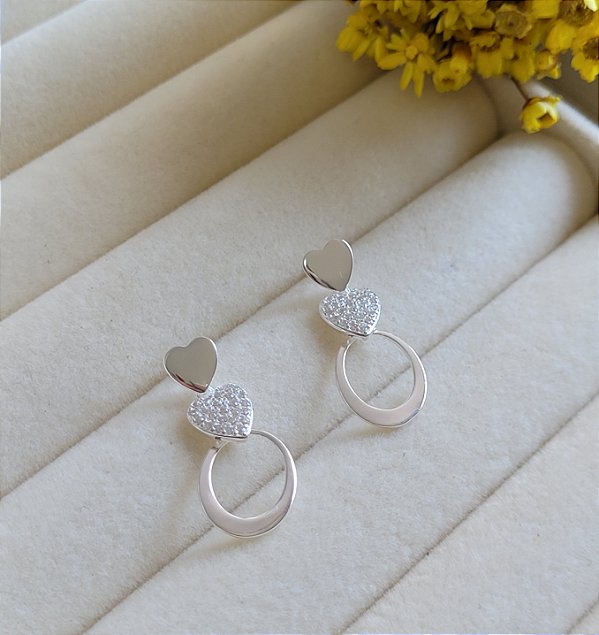 Brinco Oval com Coração Liso e Cravejado - Prata 925