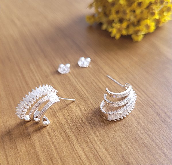 Brinco Ear Hook Três Fios Zircônias- Prata 925