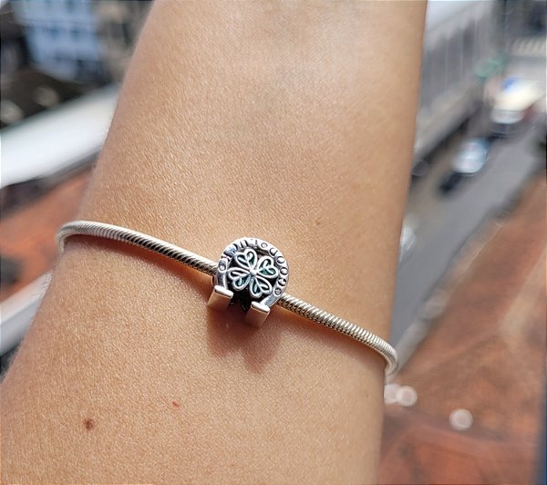 Berloque Trevo Trabalhado - Prata 925