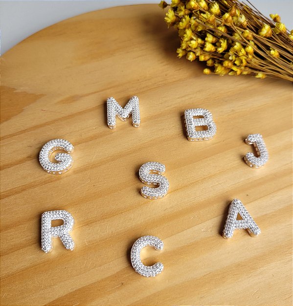 Pingente Letra Cravação Pavê - Prata 925