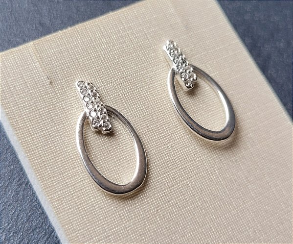 Brinco Fixo Gota com Zircônias- Prata 925