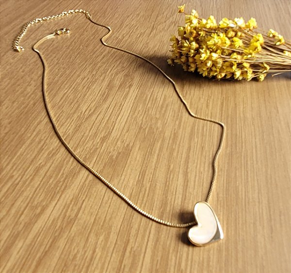 Colar Coração Madre Perola - Semijoia 18k