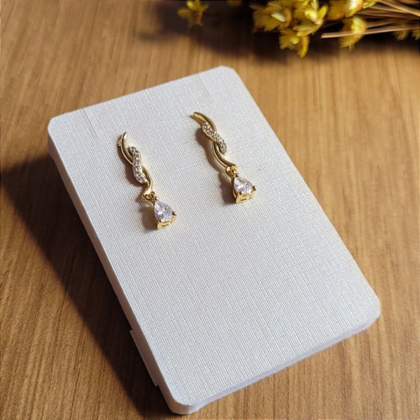 Brinco Torcido com PIngente Gota- Semijoias