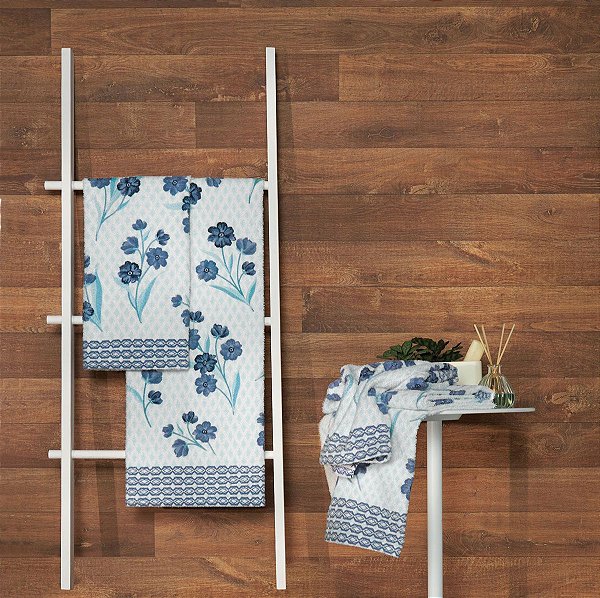 Toalha Felpuda De Banho Estampa Canteiro 70cm X 135cm Lepper