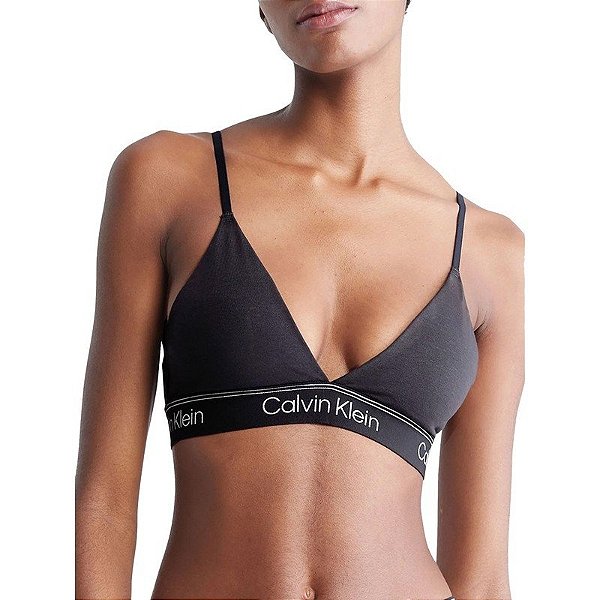 Modelo Top Calvin Klein QF7186 001