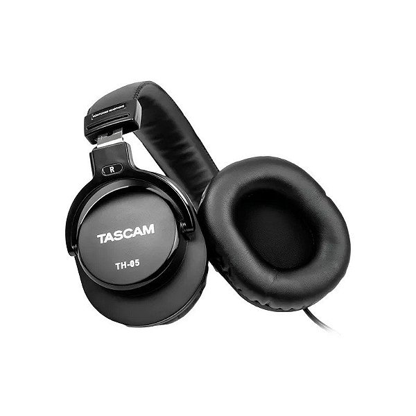 Fone de Monitoramento Tascam TH-05 - Preto