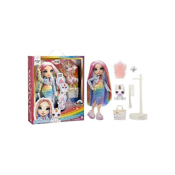Boneca Fashion Clássica Mga Arco-Íris Amaya