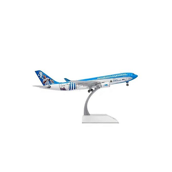 JC Wings 1:200 Aerolineas Argentinas Airbus A330-200 SA2036