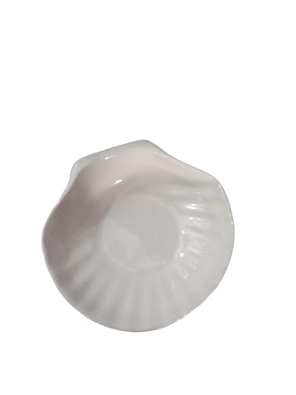 TRAVESSA DE LOUÇA FORMATO DE CONCHA