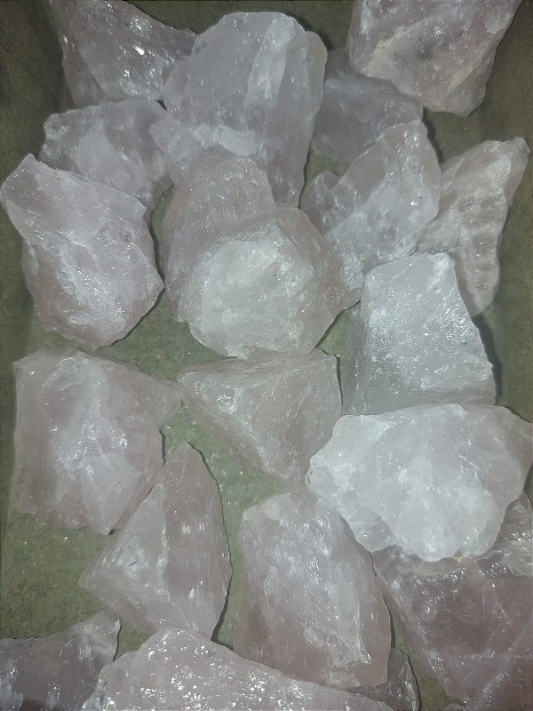Pedra bruta tam M - Quartzo rosa