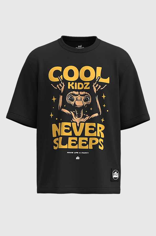Camiseta Oversized Cool Kidz Never Sleeps