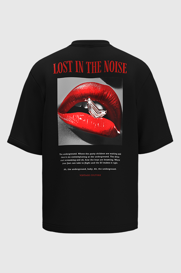 Camiseta Oversized Vintage Culture Lost in the Noise Algodão Egípcio