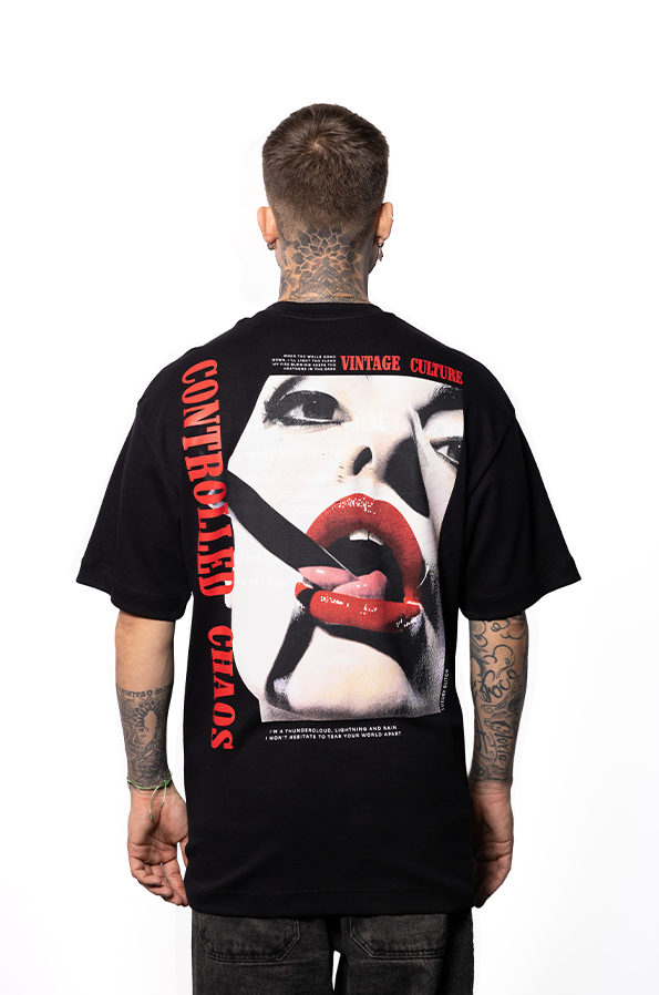 Camiseta Oversized Vintage Culture Controlled Chaos Algodão Egípcio