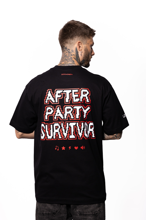 Camiseta Oversized After Party Survivor