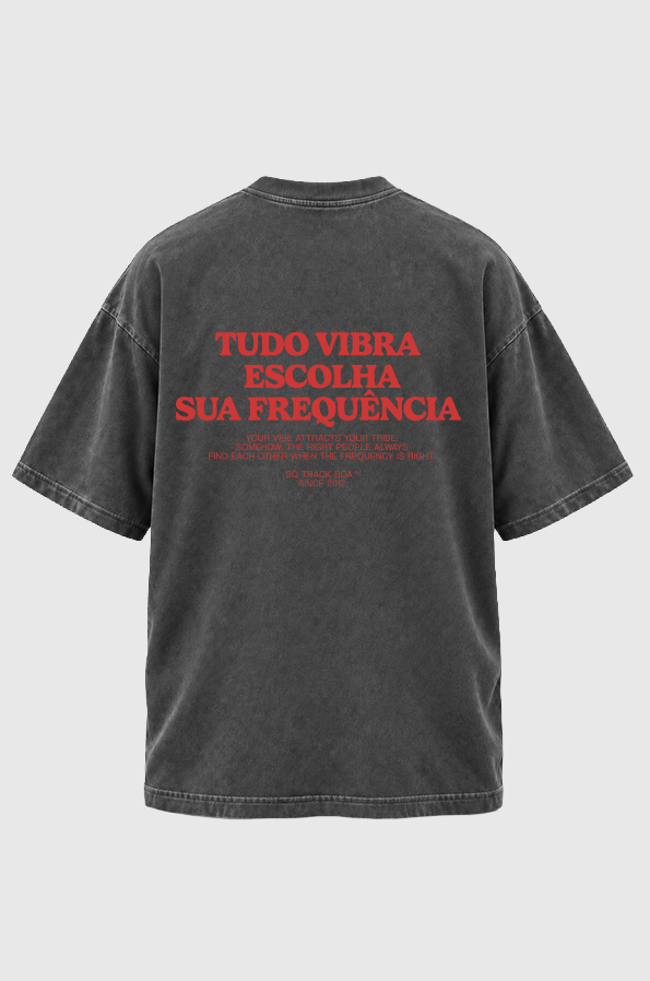 Camiseta Oversized Tudo Vibra