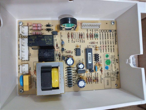 PLACA MODULO ELECTROLUX DFF37 DFF40 DFF44 - 70289691 - 64800147 OR  FORA DE LINHA