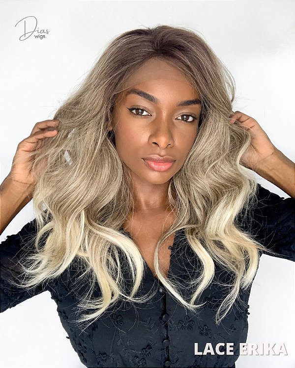 LACE FRONT EM FIBRA PREMIUM ÉRIKA