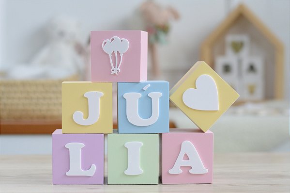 Kit 7 Cubos Enfeite Branco Quarto Nome Bebê Maternidade Bancada