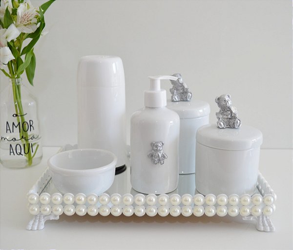 Kit Higiene Porcelana Bebê Prata Bandeja Perola Térmica Baby Decoração