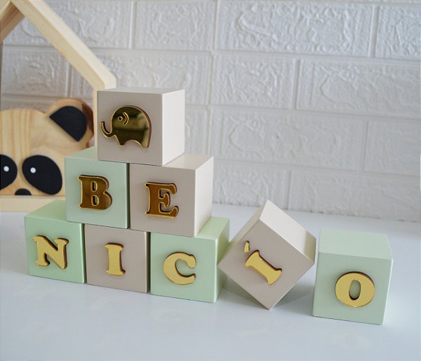 Kit 11 Cubos Decorativo Nome Bebê Bancada Prateleira Letra Dourado