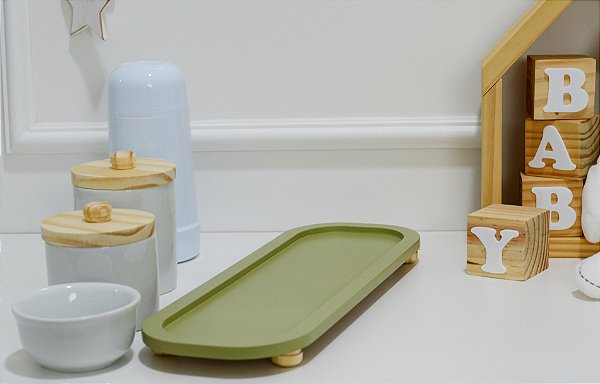 Kit Higiene Porcelana Bebê Pinus Quarto Térmica Bandeja Maternidade