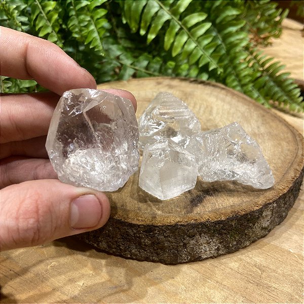 Quartzo Branco Bruto - O Cristal Purificador