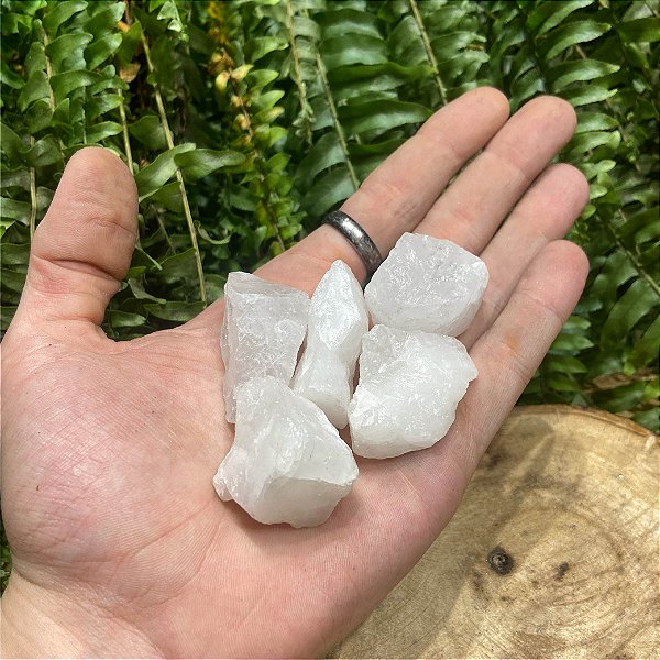 Quartzo Branco Leitoso Bruto - Cristal da Paz