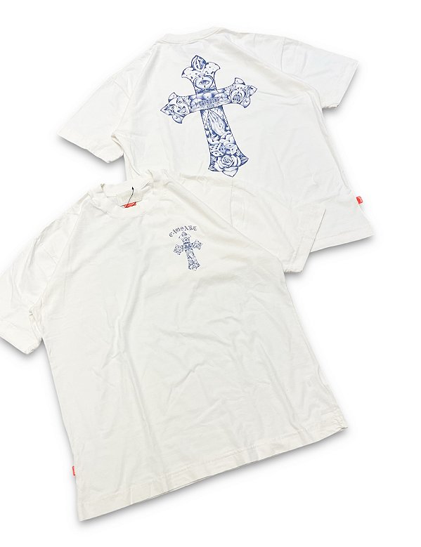 Camiseta Heavy Cruz collab Chaz CAOSART off-white