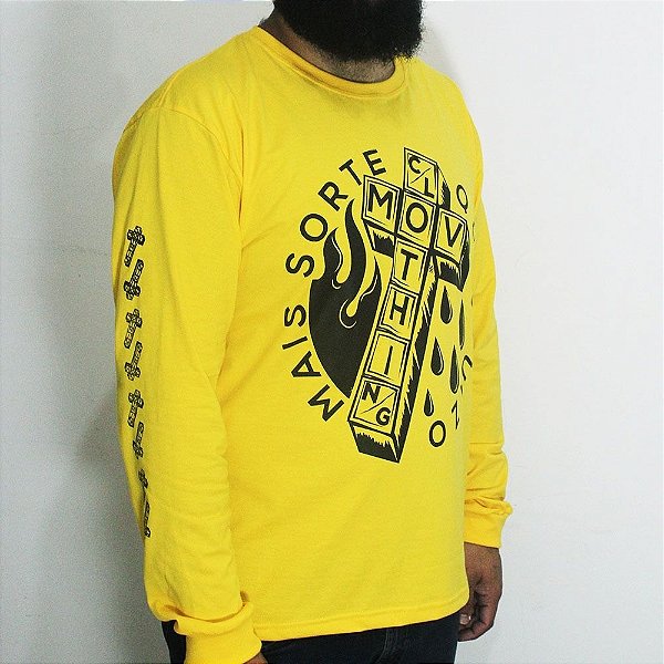 CAMISETA MANGA LONGA MAIS SORTE QUE JUÍZO AMARELA
