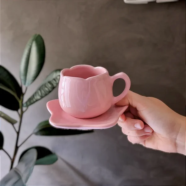 Xícara e Pires para Chá Tulipa Rosa 200ml