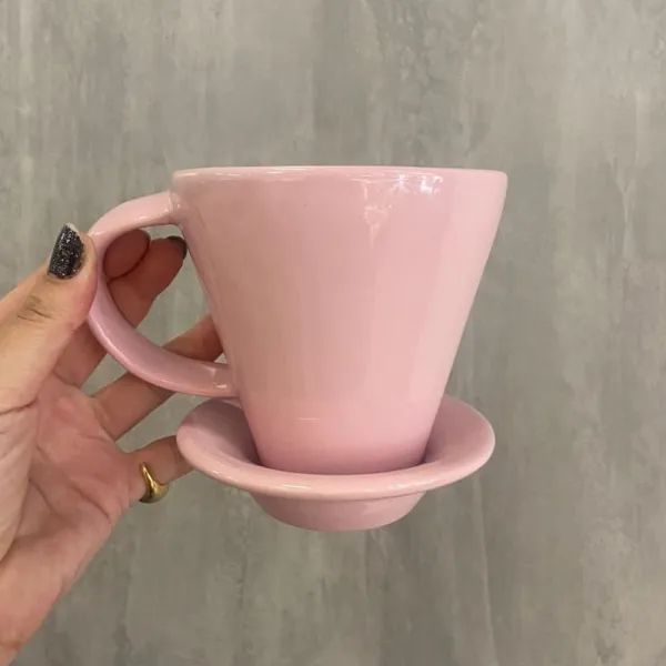Coador de Café em Cerâmica Rosa Liso 400ml