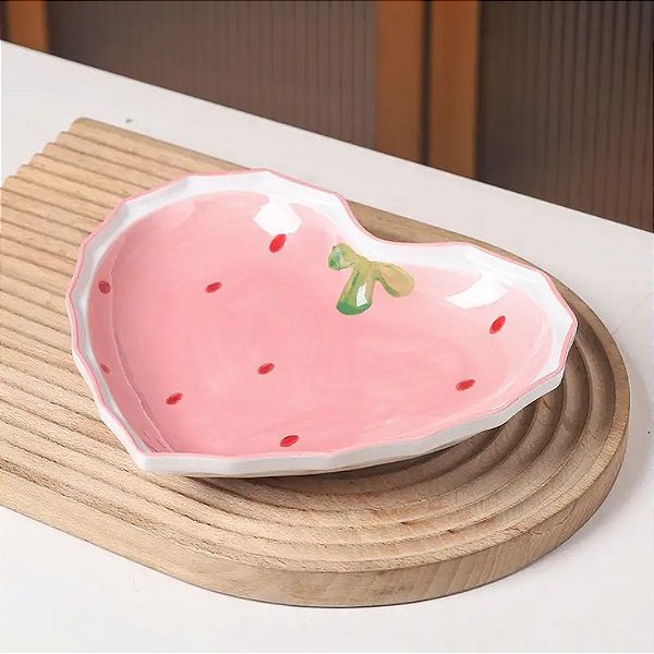 Prato de Cerâmica Coração Morango Rosa 21cm