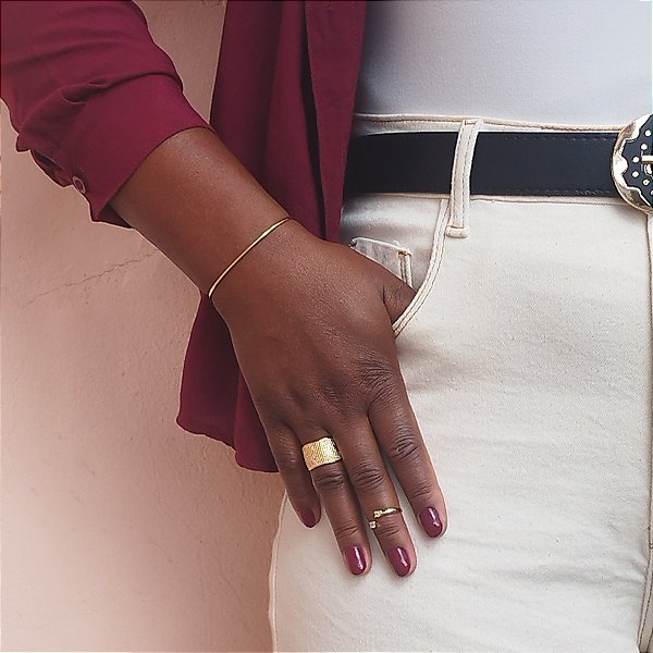 BRACELETE FINO MODELO ABERTO SEMIJOIA COM BANHO DE OURO 18K