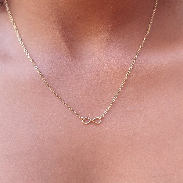 COLAR SÍMBOLO DO INFINITO CSEMIJOIA COM BANHO DE OURO 18K