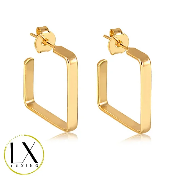 Brinco argola quadrada banhado ouro