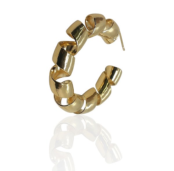 Brinco argola fita caracol 33mm banhado ouro