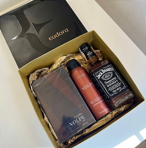 Kit Dia dos Pias Volpe DNA Eudora: Colônia + Desodorante Antitranspirante + Whisky Jack Daniels