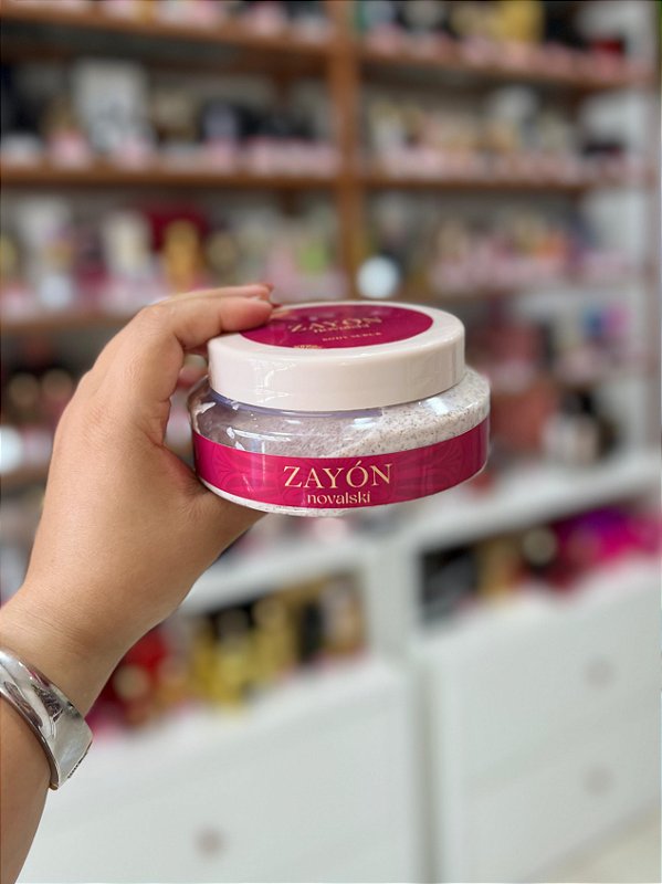 Body Scrub Esfoliante Corporal Zayón Novalski 300g ( Ref.Olfativa Sabah Al Ward)