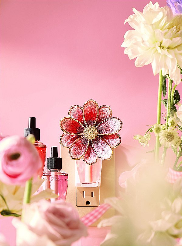 Plug Suporte para Essências Importado Flower Scent Control Wallflowers Bath & Body Works 127v