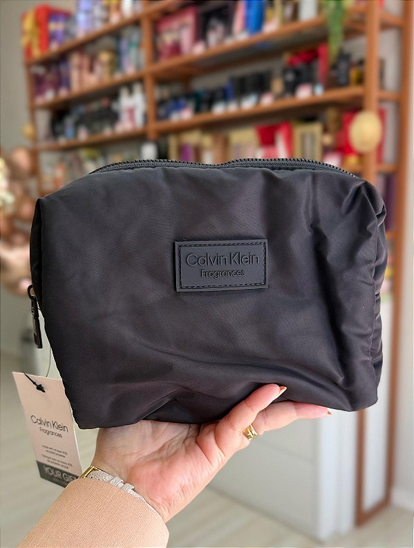 Necessaire Preta Calvin Klein