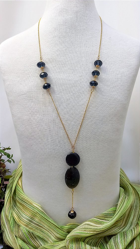 Colar Longo Preto Cristais.
