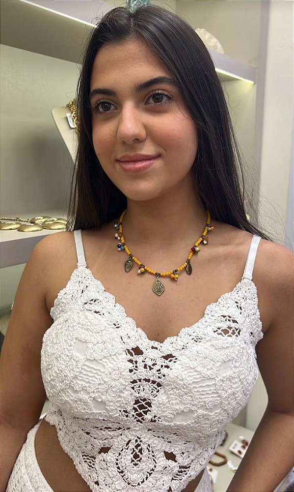 Colar Curto Sol em Cores.