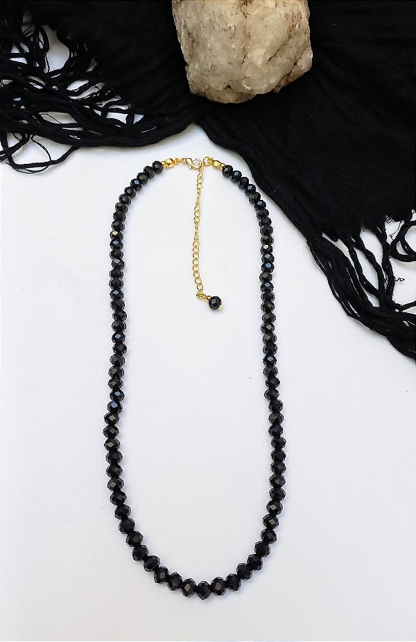 Colar Cristais Preto Básico.