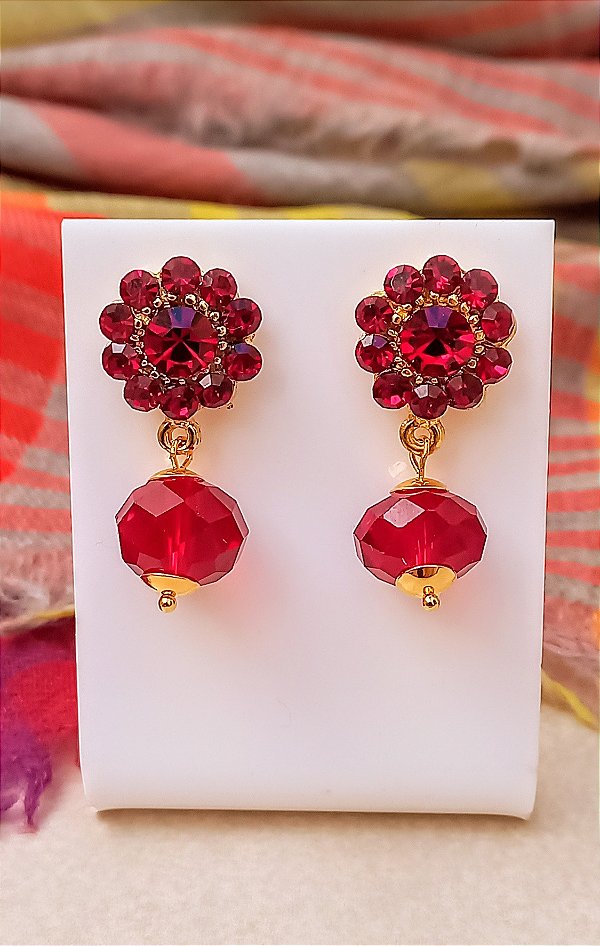 Brinco Flor Strass Vinho.