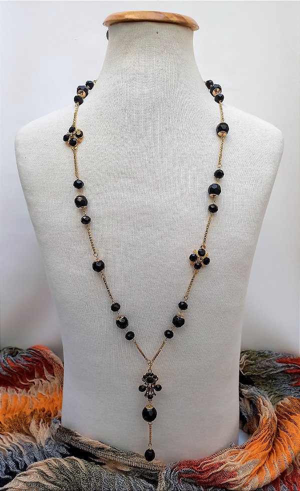 Colar Longo Black Cristais.