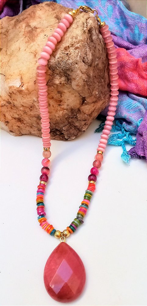 Colar Curto Rosa Claro Ágata.