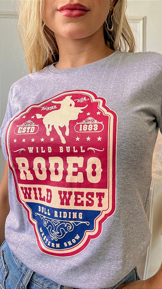 TSHIRT NO ALGODÃO GOLA NA RIBANA RODEO WILD WEST- CINZA
